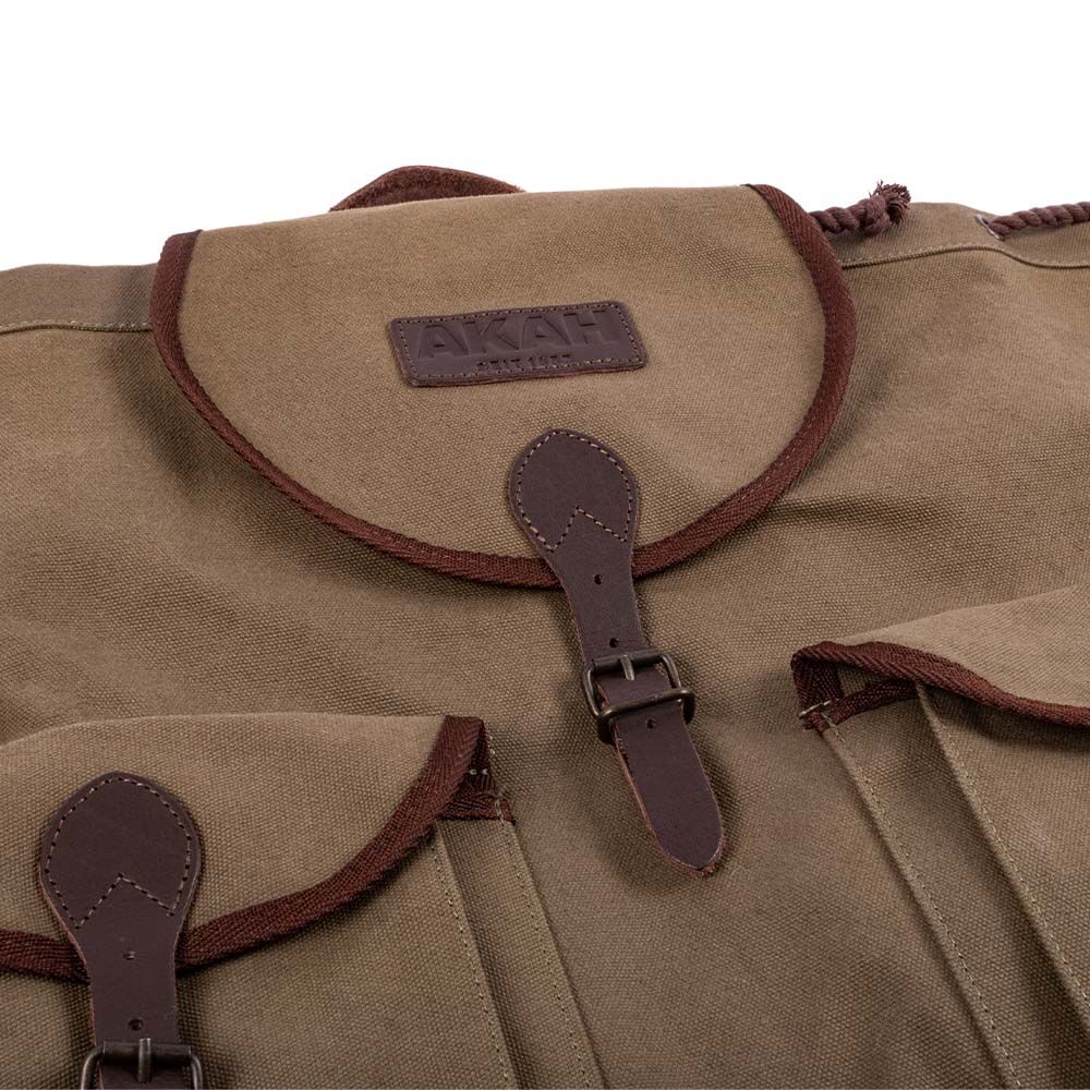 AKAH Canvas Rucksack 55x65cm - braun/grn mit Schnallenverschluss Bild 2